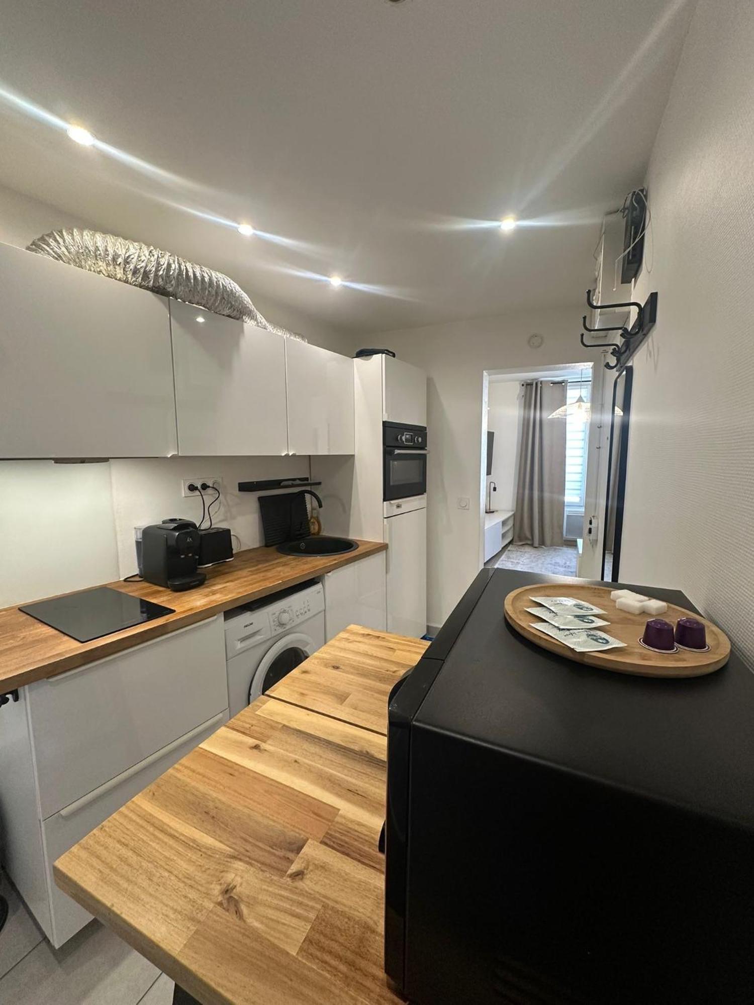 Moderne Et Lumineux Apartment อานีแย-ซูร์-แซน ภายนอก รูปภาพ